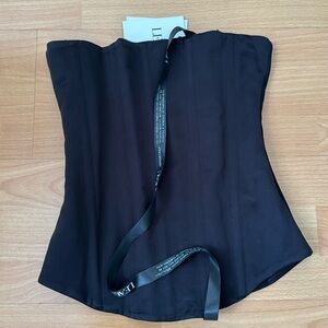 Leau black corset